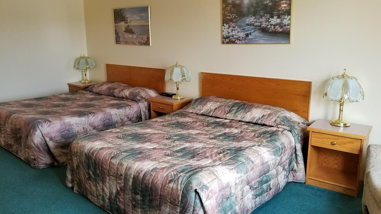 Western Budget Motel Cold Lake Exteriér fotografie