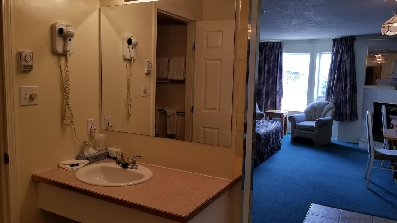 Western Budget Motel Cold Lake Exteriér fotografie