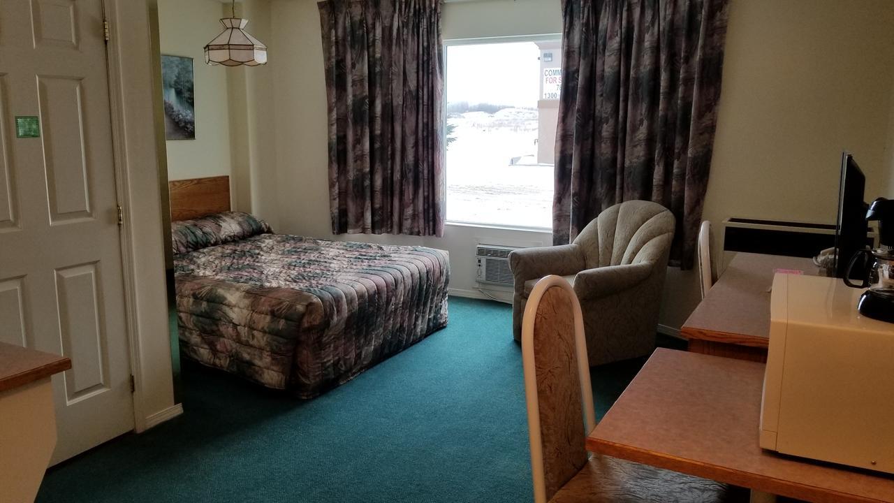 Western Budget Motel Cold Lake Exteriér fotografie